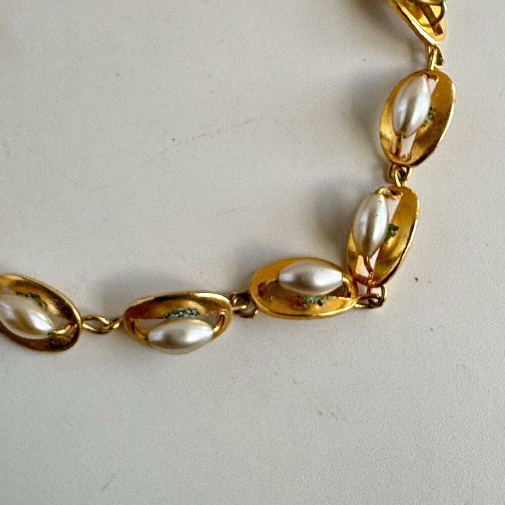 Gold Tone Faux Pearl Bracelet Dainty 6.5" - Picture 5 of 6